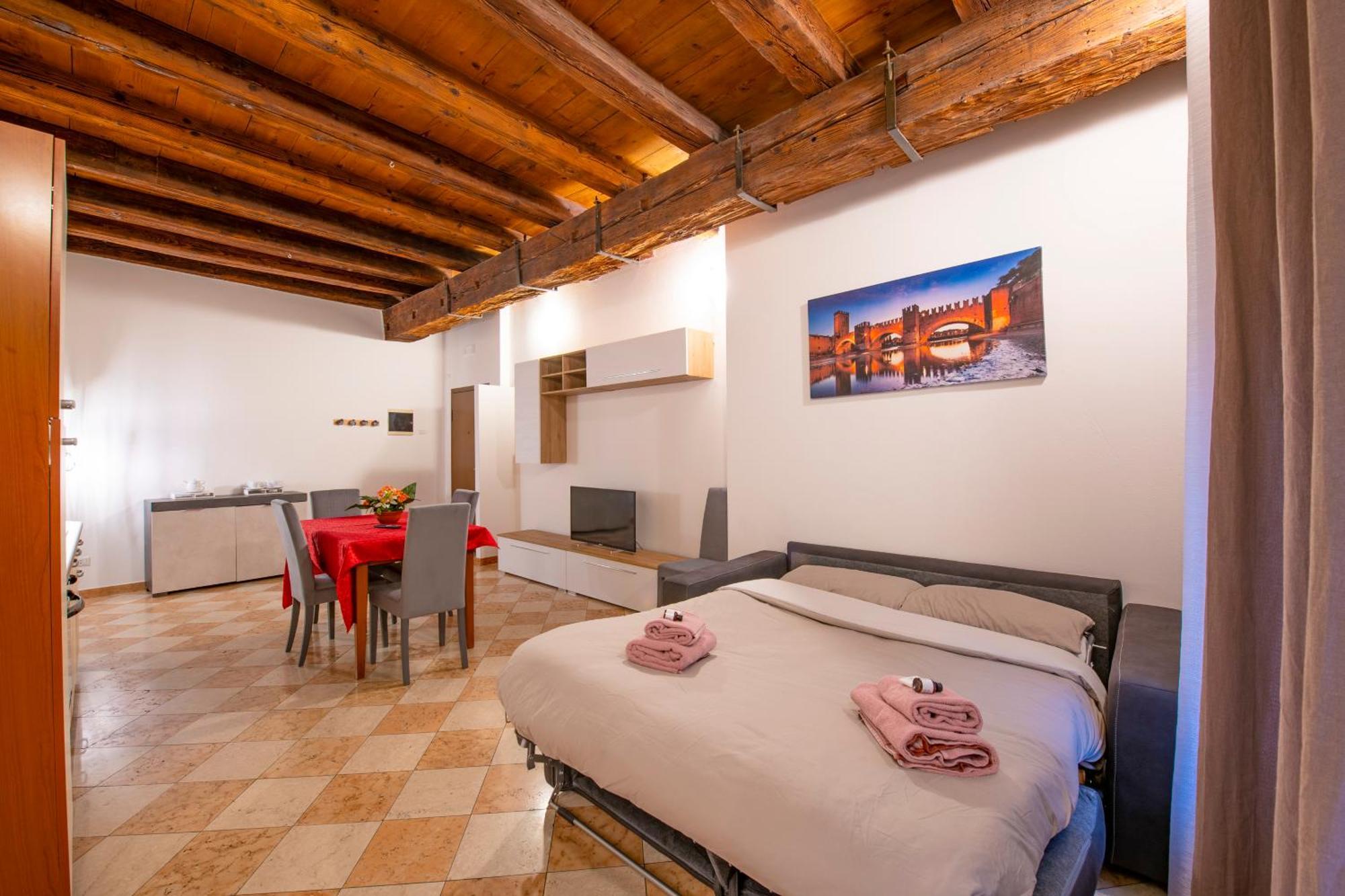 Palace Home Mazzini Verona Center Екстер'єр фото