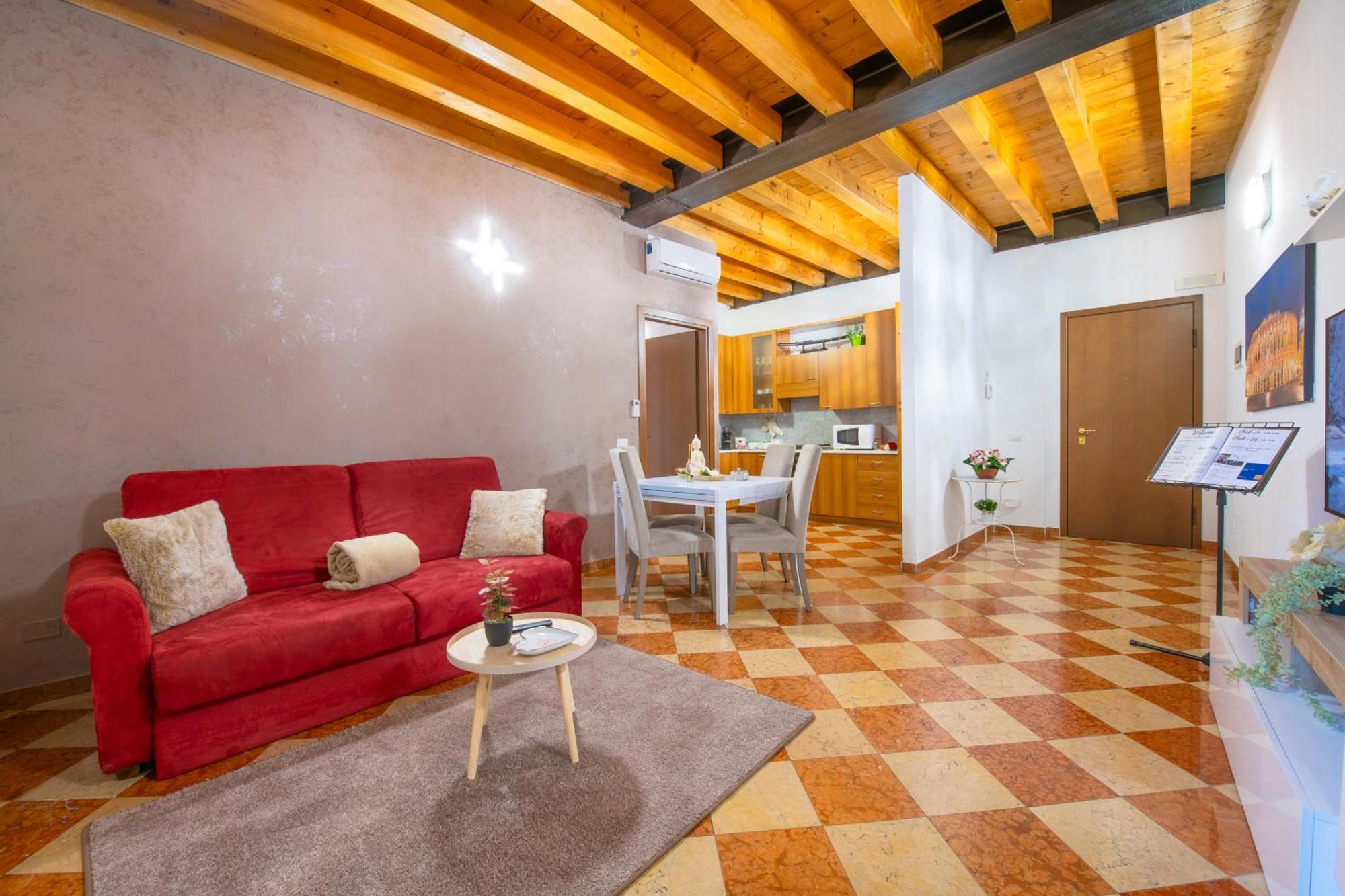 Palace Home Mazzini Verona Center Екстер'єр фото