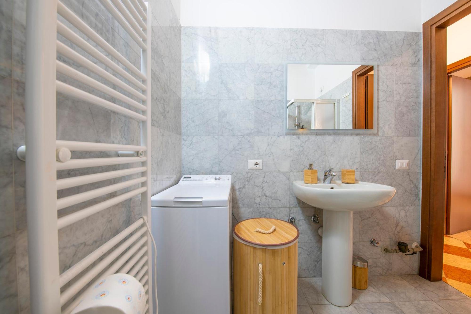 Palace Home Mazzini Verona Center Екстер'єр фото